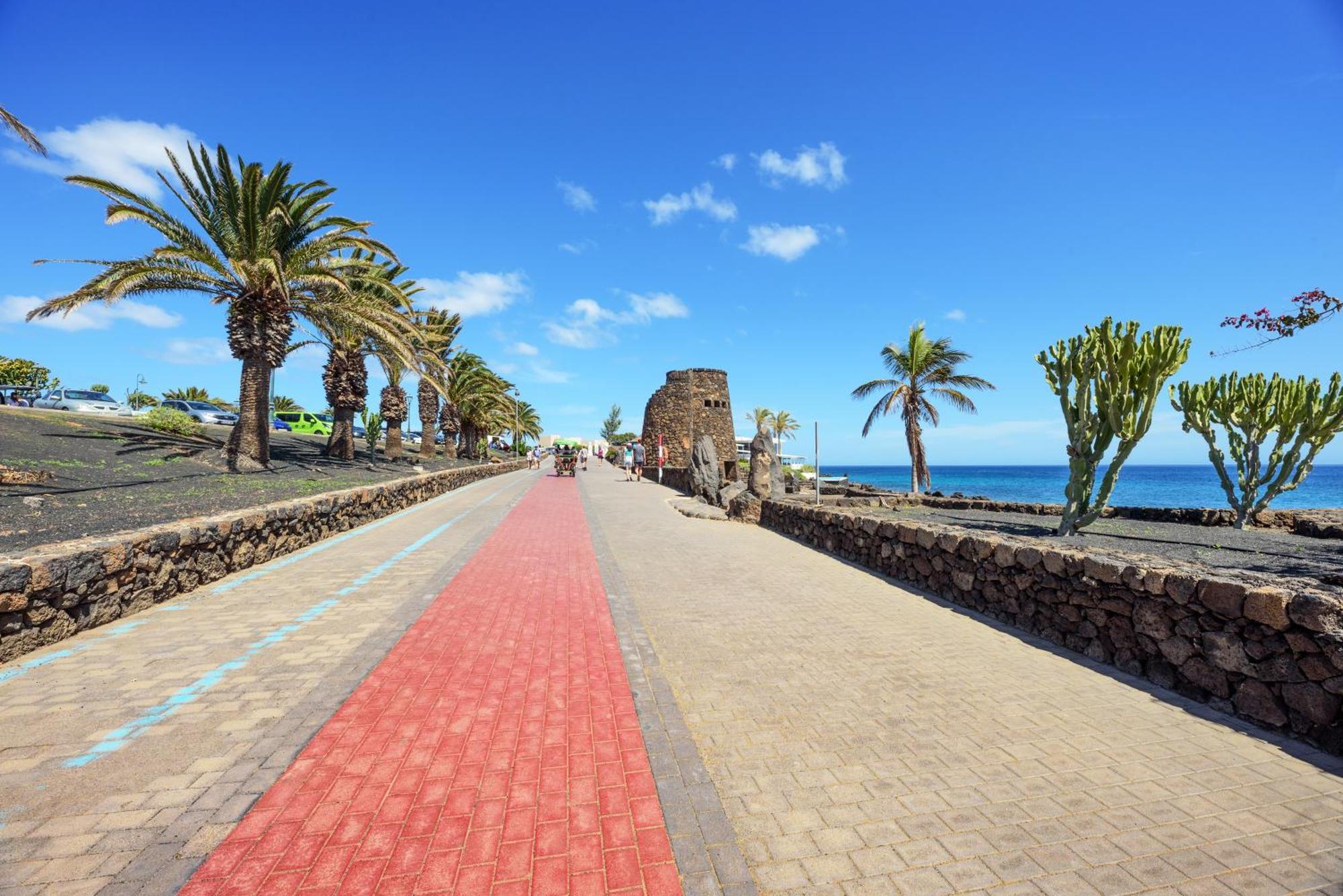 הוילה קוסטה טגוויסה Lanzahost Casa Sunny Seafront מראה חיצוני תמונה
